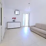 Leo غالّيبولي